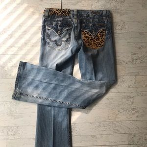 Woman’s Miss Me size 28 boot cut jeans